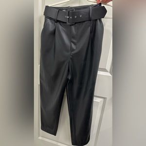 Vegan leather pants/New